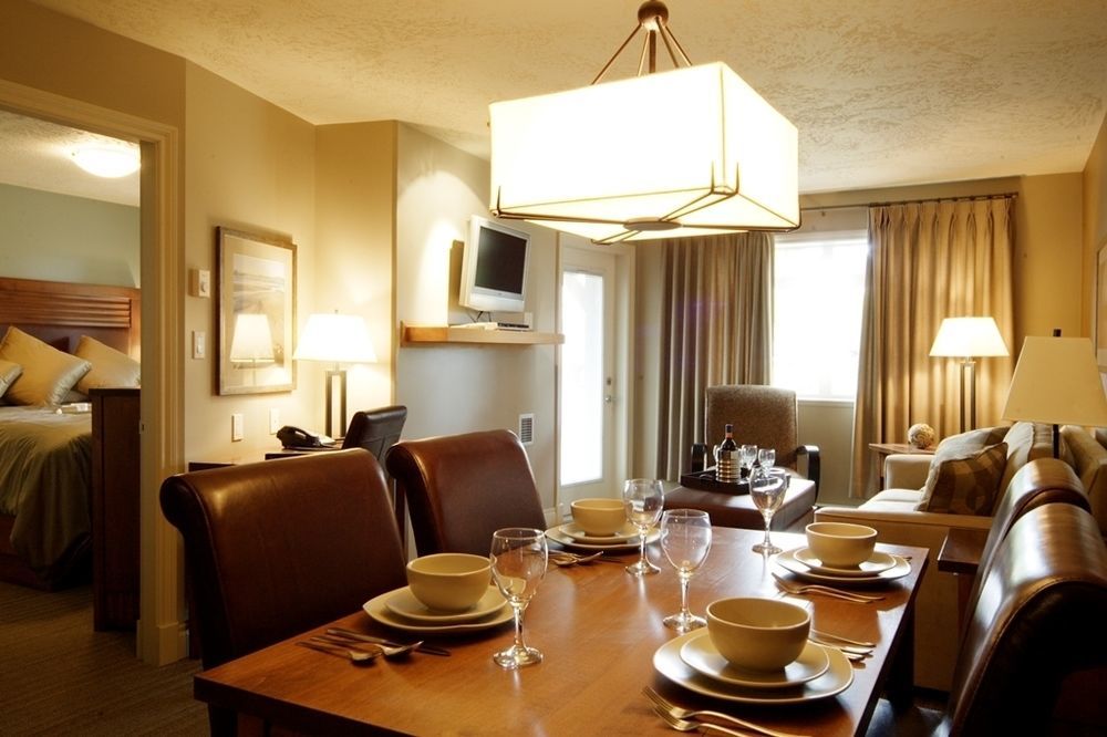 Old House Hotel Courtenay Extérieur photo